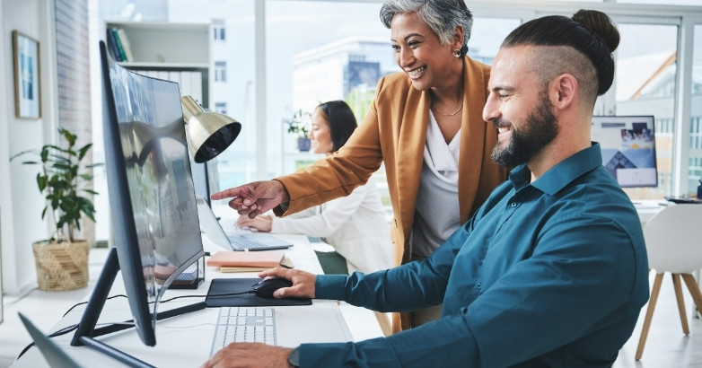 Travel agency team using digital marketing tools to manage campaigns and customer engagement.